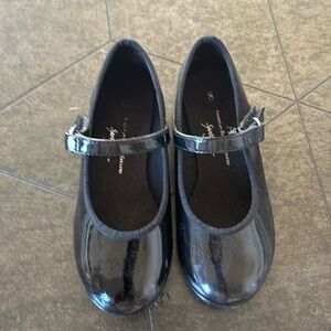 Girls tap shoes